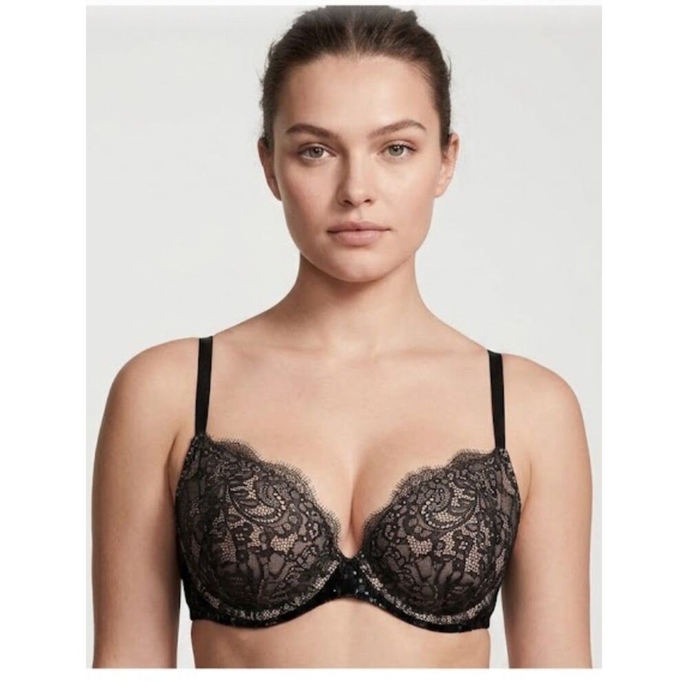 Victoria's Secret Very Sexy Push-up Bra in Black Lace, 34DD (D4)